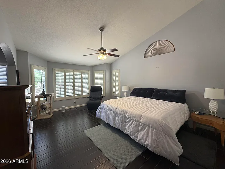 9418 W Tonto Ln — Photo 3