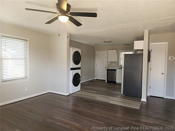 4th image of 417 Windemere Dr