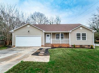 200 Brantford Ln, Greenville, SC 29605