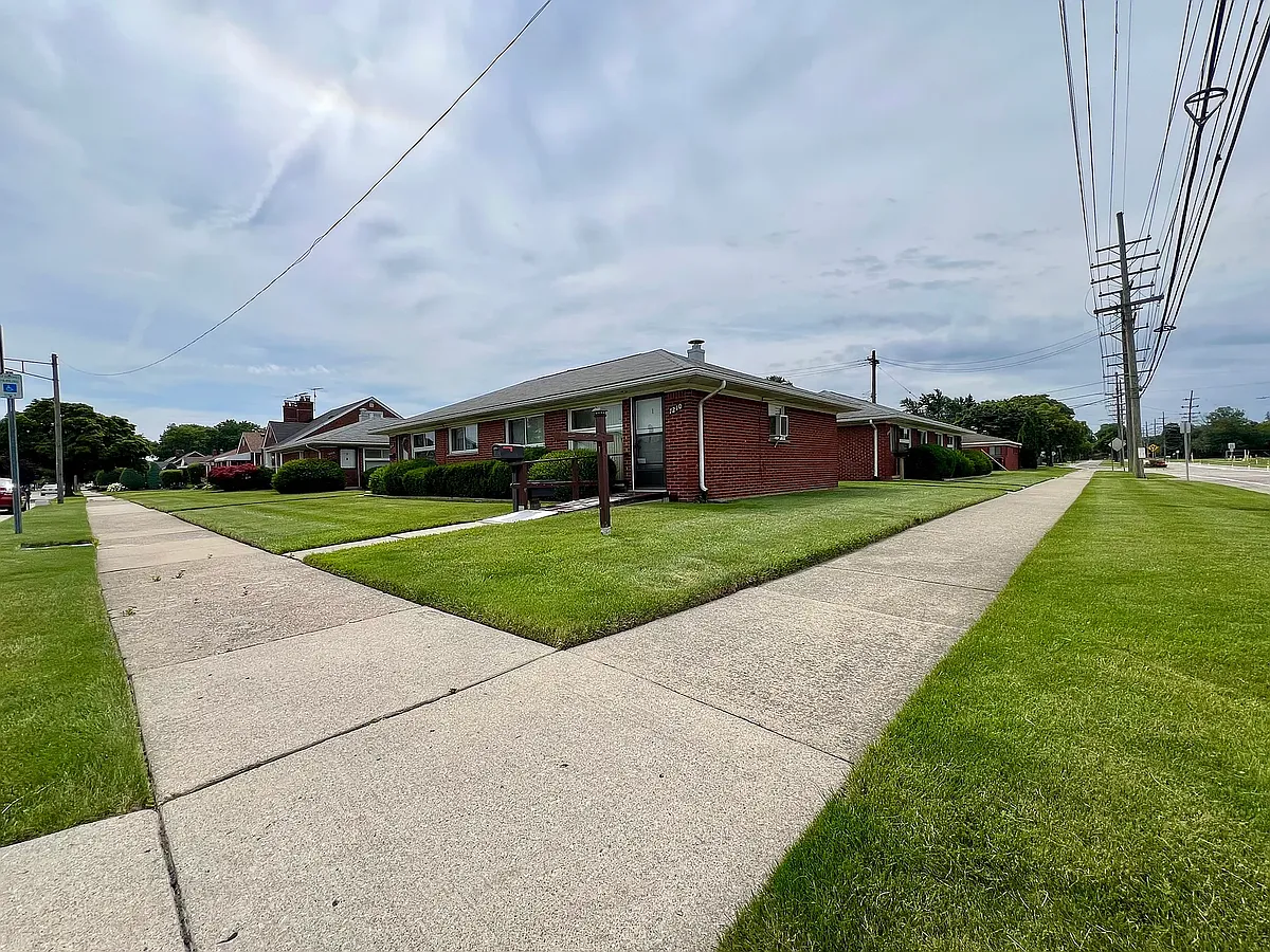 Building Photo - 7212 Helen St #7212