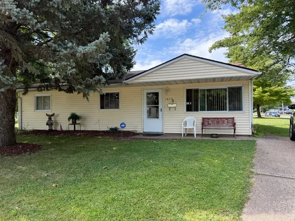 1475 Dixon Dr, Sandusky, OH 44870