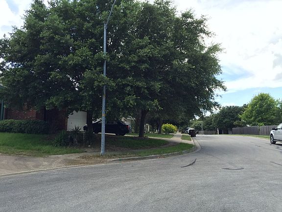 4th image of 2044 Buckley Ln