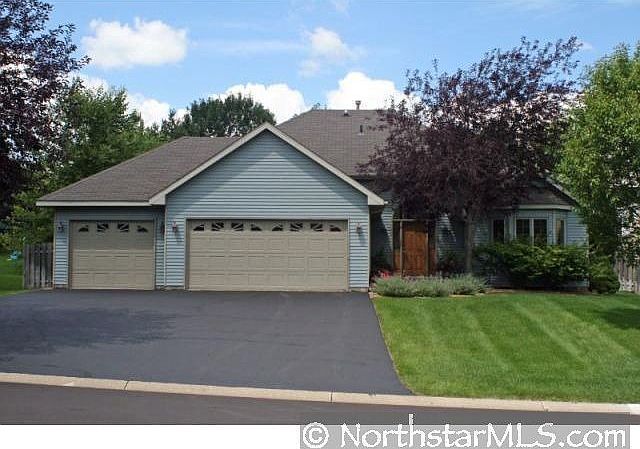 Home for Sale in Eagan, MN $434,900