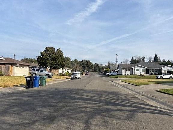 5th image of 4729 Thor Way