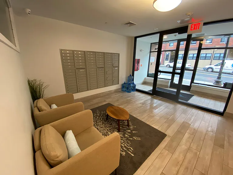 250 Meridian St #608 — Photo 24
