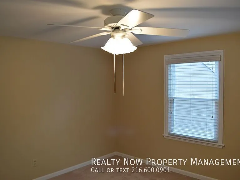 23805 E Groveland Rd #23805 E GROVELAND — Photo 17