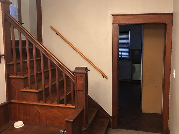2nd image of 319 Kensington Ave