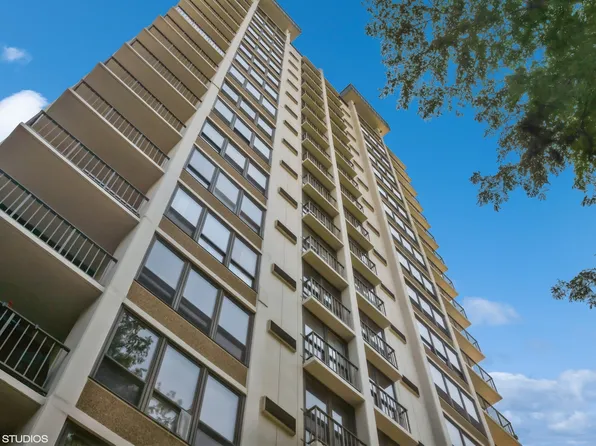 5471 S Hyde Park Blvd APT 5B, Chicago, IL 60615