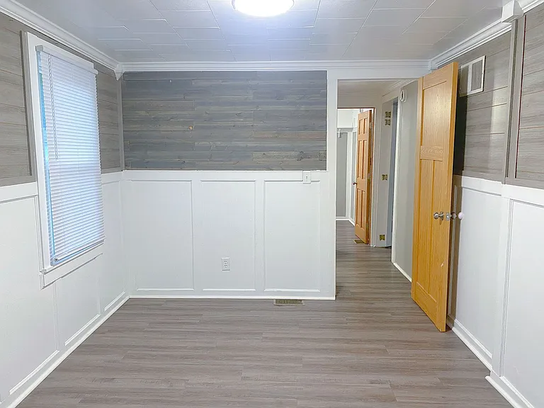 1514 W Walnut St — Photo 10