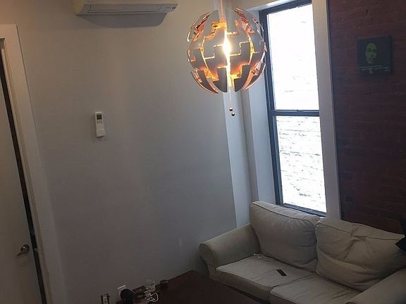 3rd image of 1159 Dean St #1BB