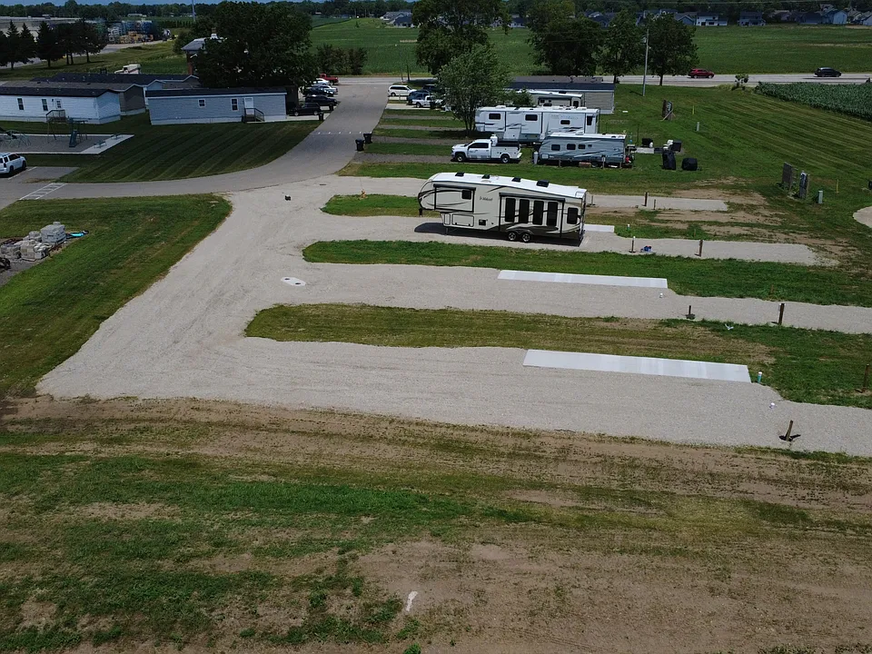 855 W US Highway 6
