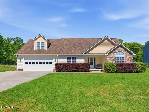 382 Carolina Pines Boulevard, New Bern, NC 28560