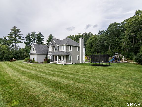 4th image of 50 Red Oak Drive