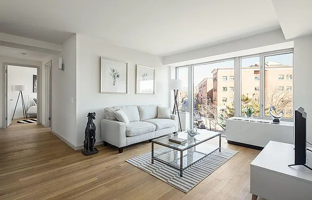 Sold by Ann Ferguson, LLC | media 2