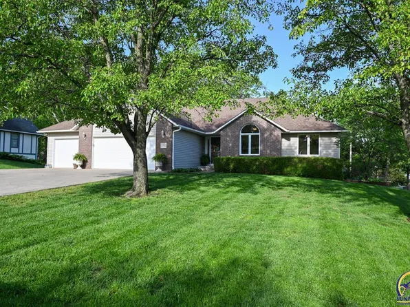 2443 SE Cuvier St, Tecumseh, KS 66542