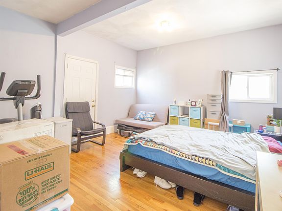 3rd image of 40 Portsmouth St #1