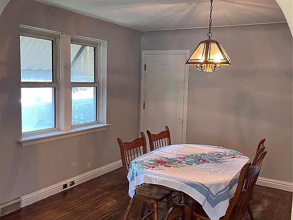 4th image of 605 Boenecke Ct