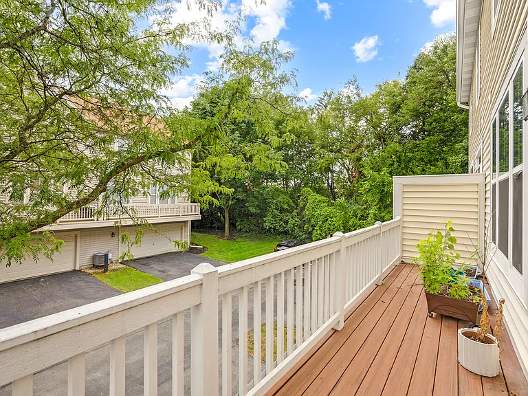 5568 Cambridge Way — Photo 26