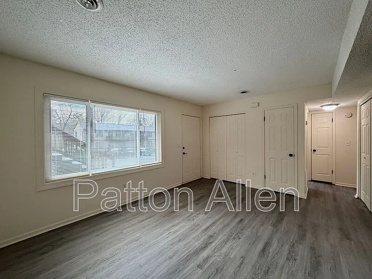 35 Dawnwood Cir — Photo 3