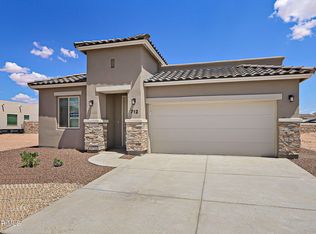 712 Paseo De La Reina St, El Paso, TX 79928