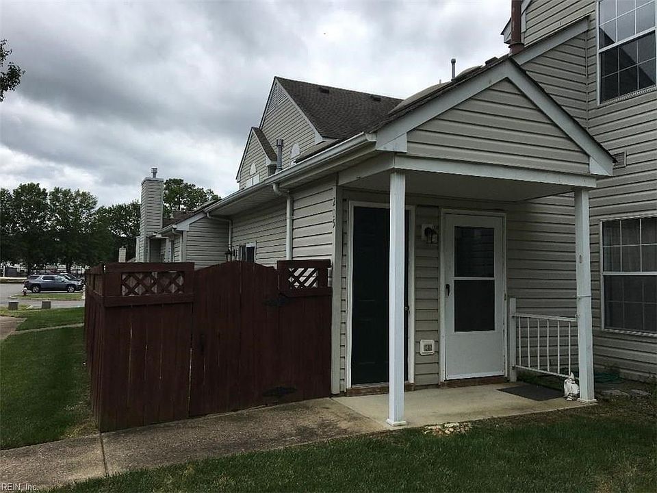 1st image of 205 Andover Ct
