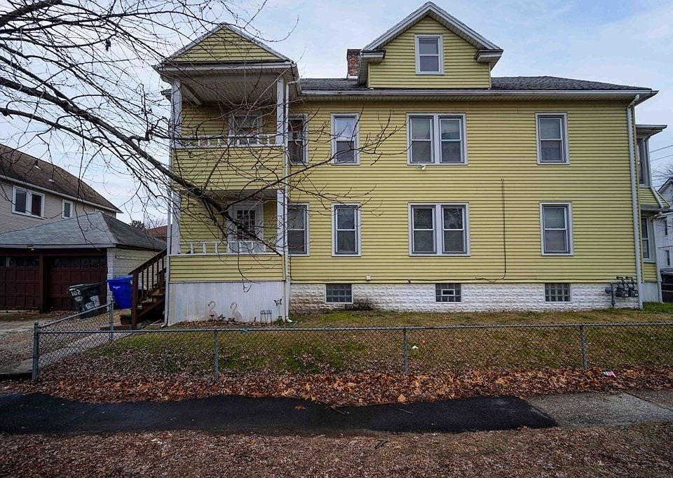 2nd image of 100-102 Hamburg St