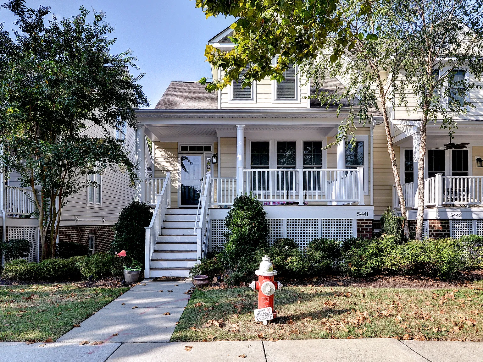 4 bed, 3.5 bath, 2105 sqft, $3,295 — Photo 2