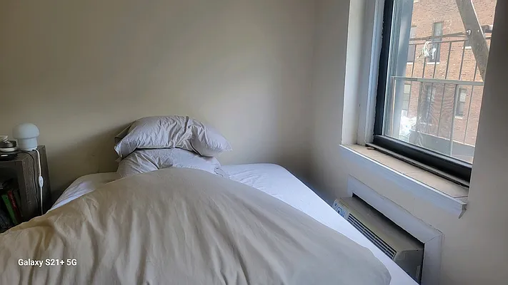 Rented by Chartwell Manhattan Realty | media 6