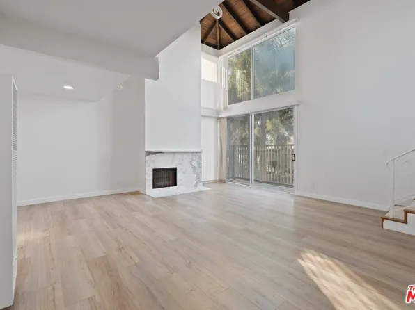 122 Buccaneer St #3, Marina Del Rey, CA 90292