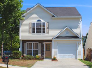 7907 Bronze Pike Dr, Charlotte, NC 28273
