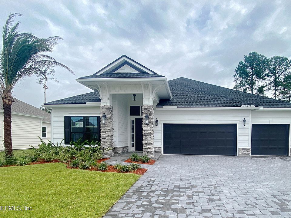 1st image of 95079 PALM POINTE Drive N #0014