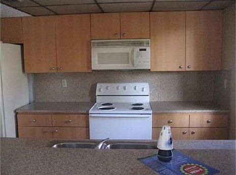 5th image of 8223 NW 7th St #8223