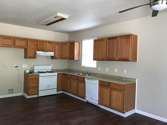4th image of 4304 E Nichols Ave