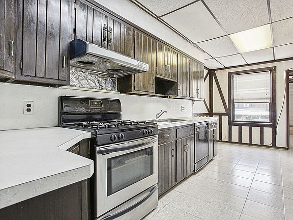 4th image of 85-74 67th Ave