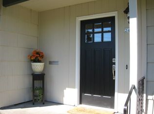 2405 SW Caldew St, Portland, OR 97219