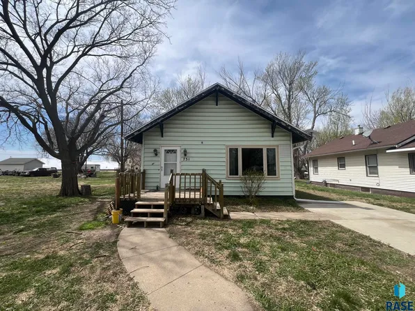 731 Florida St, Centerville, SD 57014