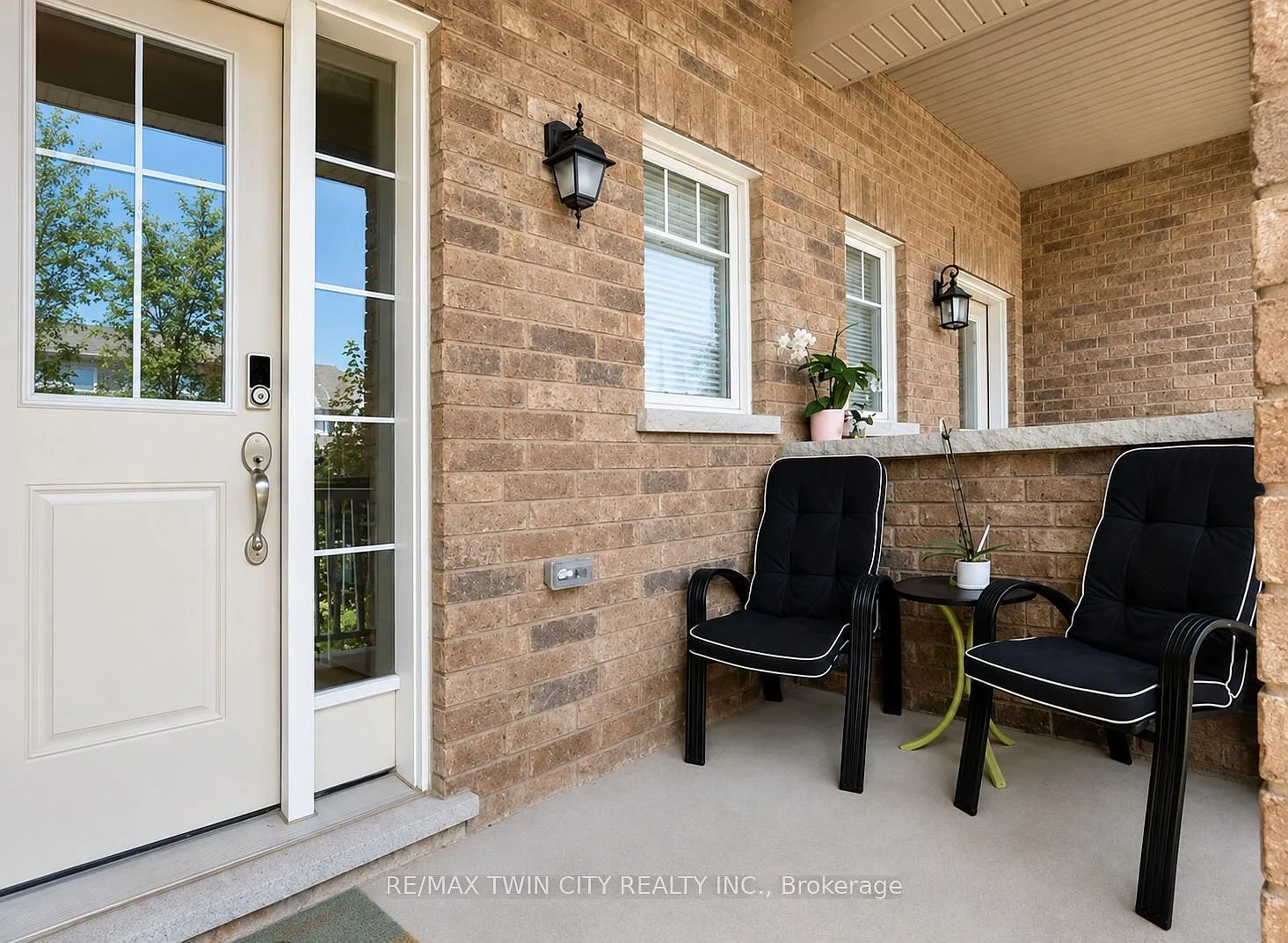 3 bed, $2,500 — Photo 3