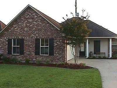 1st image of 17197 Chenier Dr