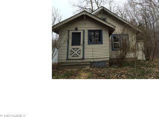 135 Riverside Dr, Painesville, OH 44077