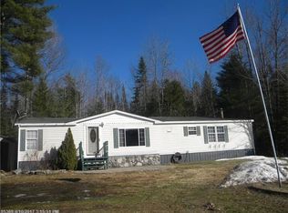 215 Boynton St, Bradley, ME 04411
