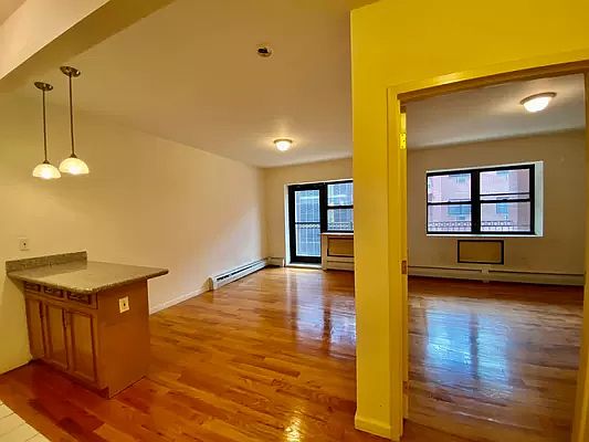 4th image of 37-14 32nd St #302