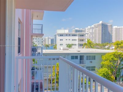 3161 S Ocean Dr APT 401, Hallandale, FL, 33009