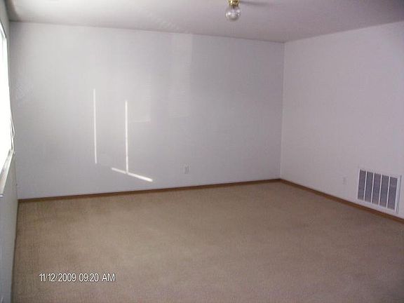 5th image of 961-981 W Emmons St #96106