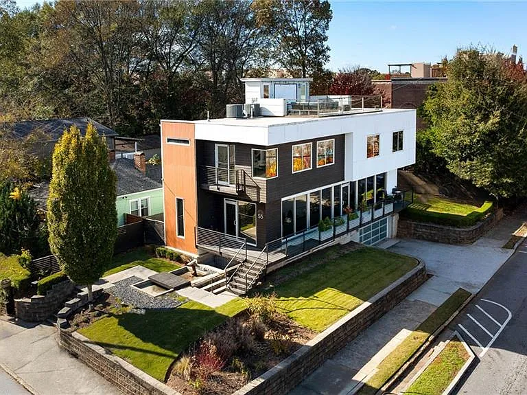 55 Chester Ave SE — Photo 41