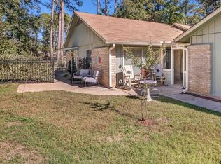 202 Pine Tree APT 3A, Hawkins, TX 75765