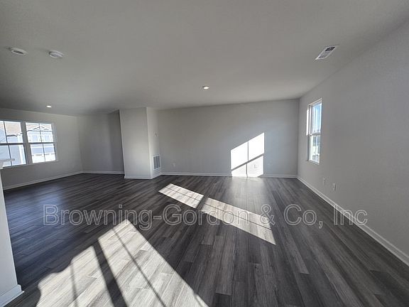 4th image of 1087 Cone Blvd