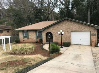 2824 Knollview Dr, Decatur, GA 30034