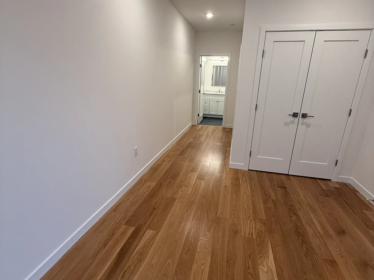 267 Old Colony Avenue - 302 — Photo 2