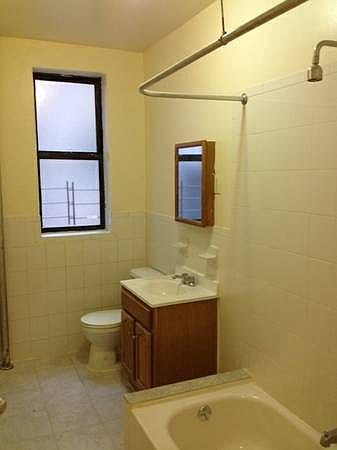 2nd image of 260 E 176th St APT 51