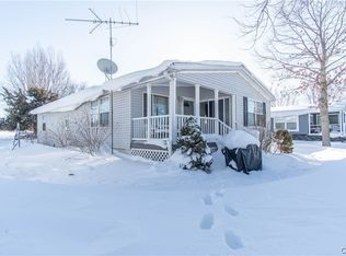 6561 Failing Shores Ln, Three Mile Bay, NY 13693